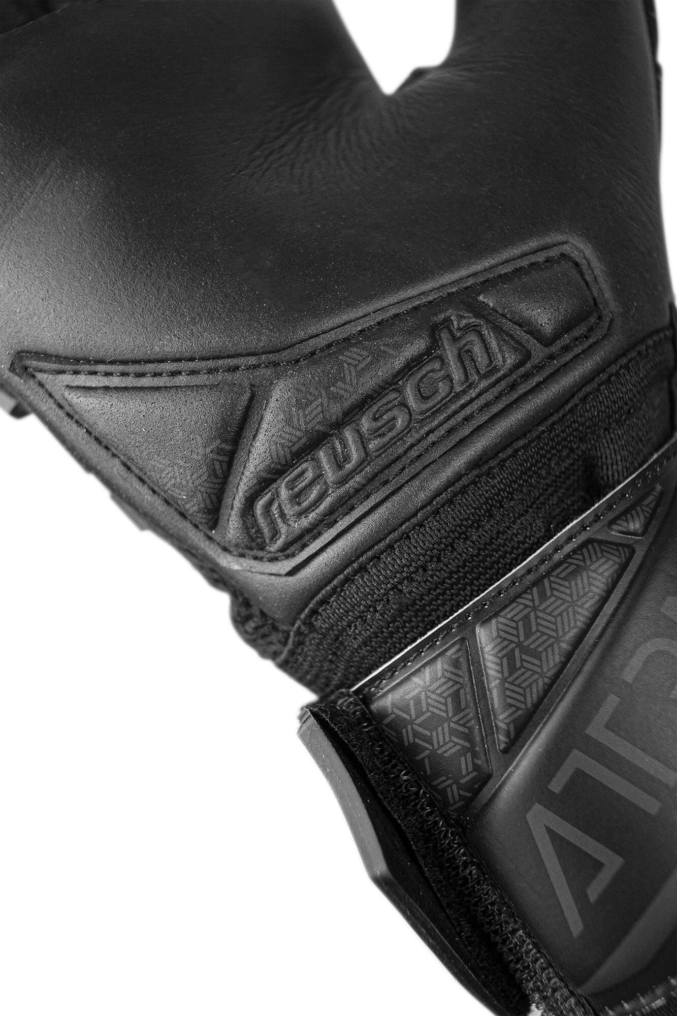Reusch Attrakt Freegel Infinity FS Goalkeeper Gloves